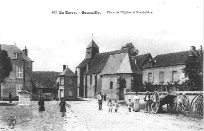 GENOUILLY La place de l'Eglise