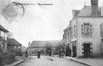 GENOUILLY Rue Centrale